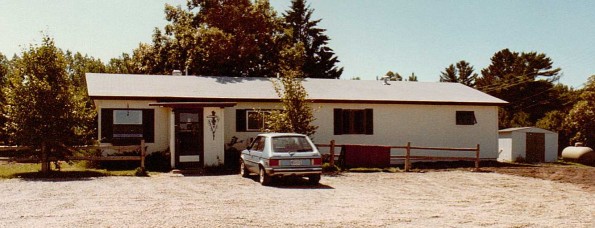 1984 Expansion remodeled the reception and exam room, added boarding and created a new surgical suit